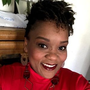 Meet your Posher, Jaye